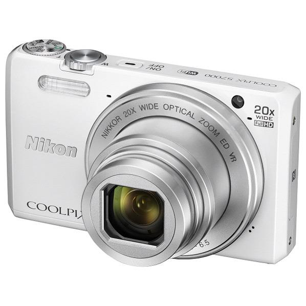 ニコン デジタルカメラ COOLPIX ホワイト (型番:COOLPIXS7000WH)
●スリムなボディーに光学20倍ズームレンズを搭載。
●光学20倍ズームレンズを搭載しながらも、世界最軽量の約161g、最薄部約19.6mmの驚くほど軽くスリムなボディーを実現。
●明りの少ない室内や夜の記念撮影も、ニコンの優れたテクノロジーがノイズや手ブレをしっかり軽減。
●「タイムラプス動画」や数秒の動画をつなげてBGM付き動画を自動的に作れる「ショートムービーショー」を搭載。